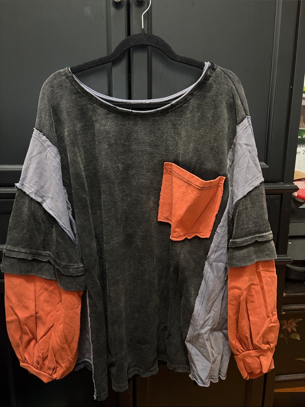 Blue Velvet xl Washed Black & Orange Colorblock Women's Pullover Top worn once!